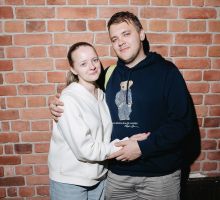 Превью к фотоальбому КАРАОКЕ-КВИЗ [РУССКИЕ ХИТЫ. ПРИПЕВЫ] #3 (11.08.2026) 20:00 Travel