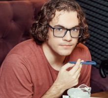 Превью к фотоальбому Караоке-квиз: СОВРЕМЕННОЕ 2010-2025 (все песни на русском) (25.10.2025) 19:00 Белая стрекоза