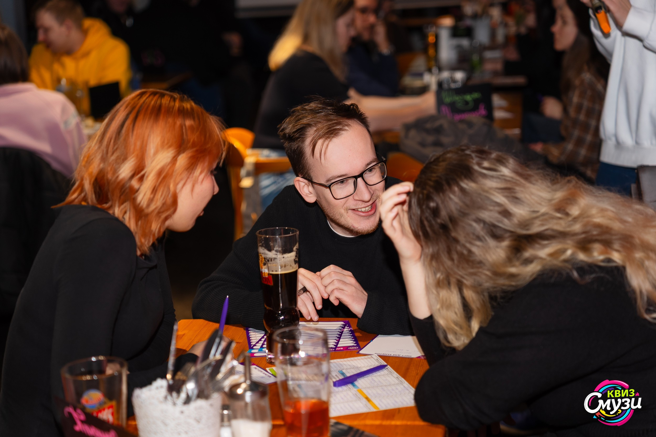 Превью к фотоальбому Угадай мелодию: МУЗЫКА 2000-х и 2010-х (09.11.2025) 19:00 [цурцум]кафе