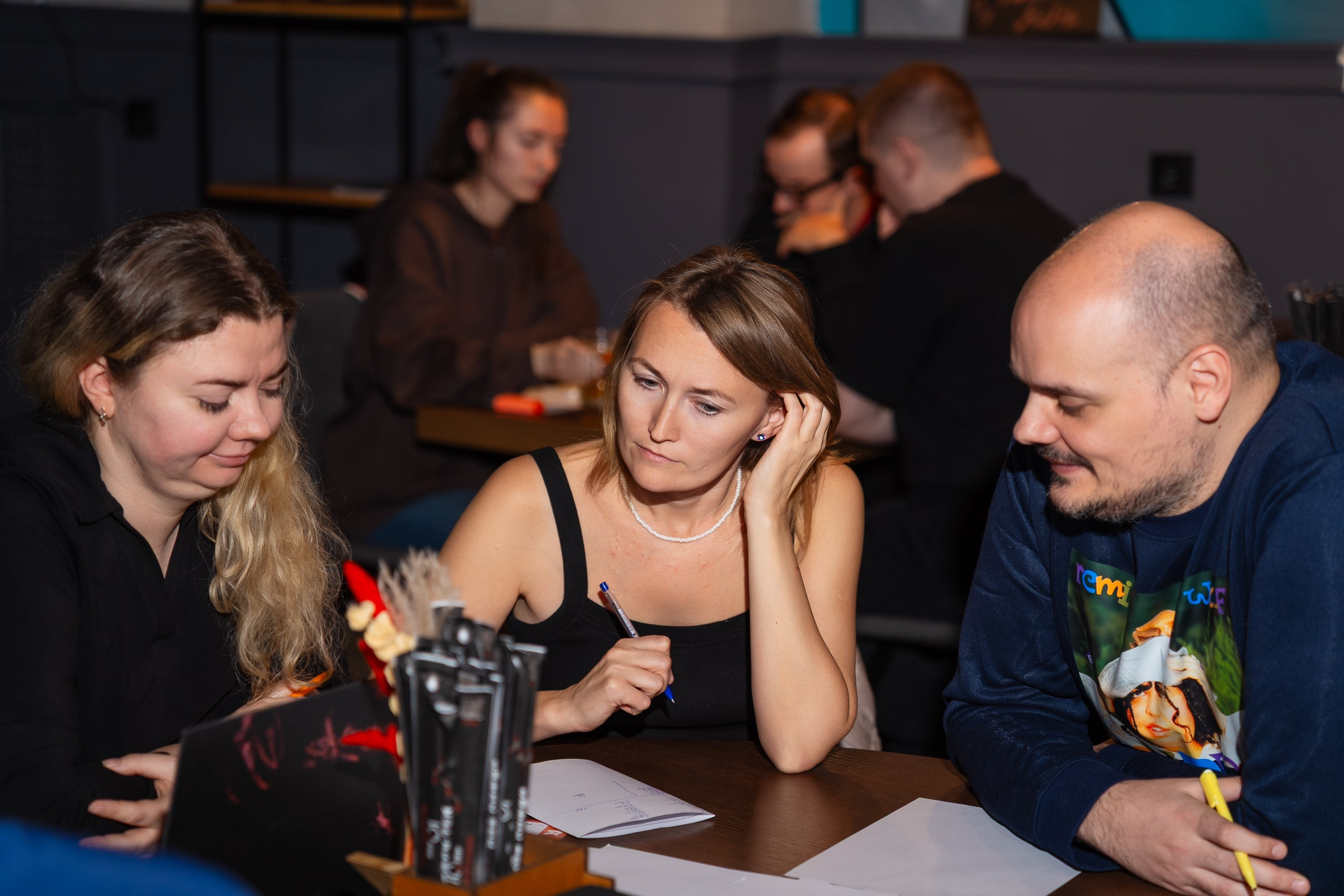 Превью к фотоальбому Рандом на троих Зарубежная музыка (05.11.2025) 20:00 Ramen Ten