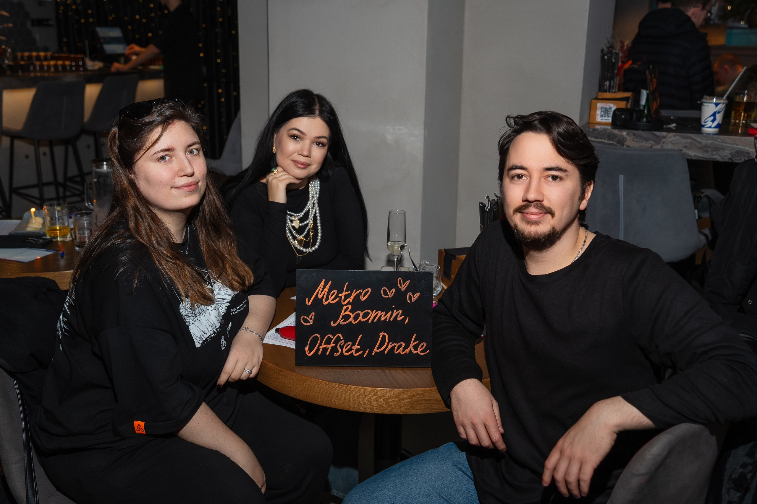 Превью к фотоальбому Рандом на троих Зарубежная музыка (05.11.2025) 20:00 Ramen Ten